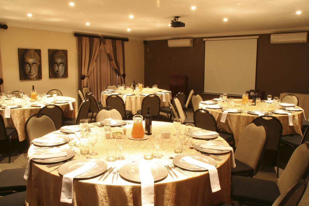 Villa Bali Luxury Guesthouse Bloemfontein Buitenkant foto