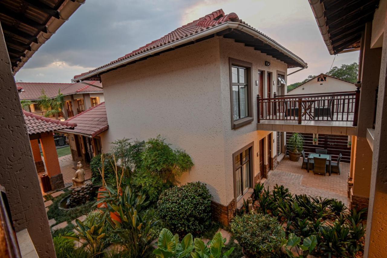 Villa Bali Luxury Guesthouse Bloemfontein Buitenkant foto