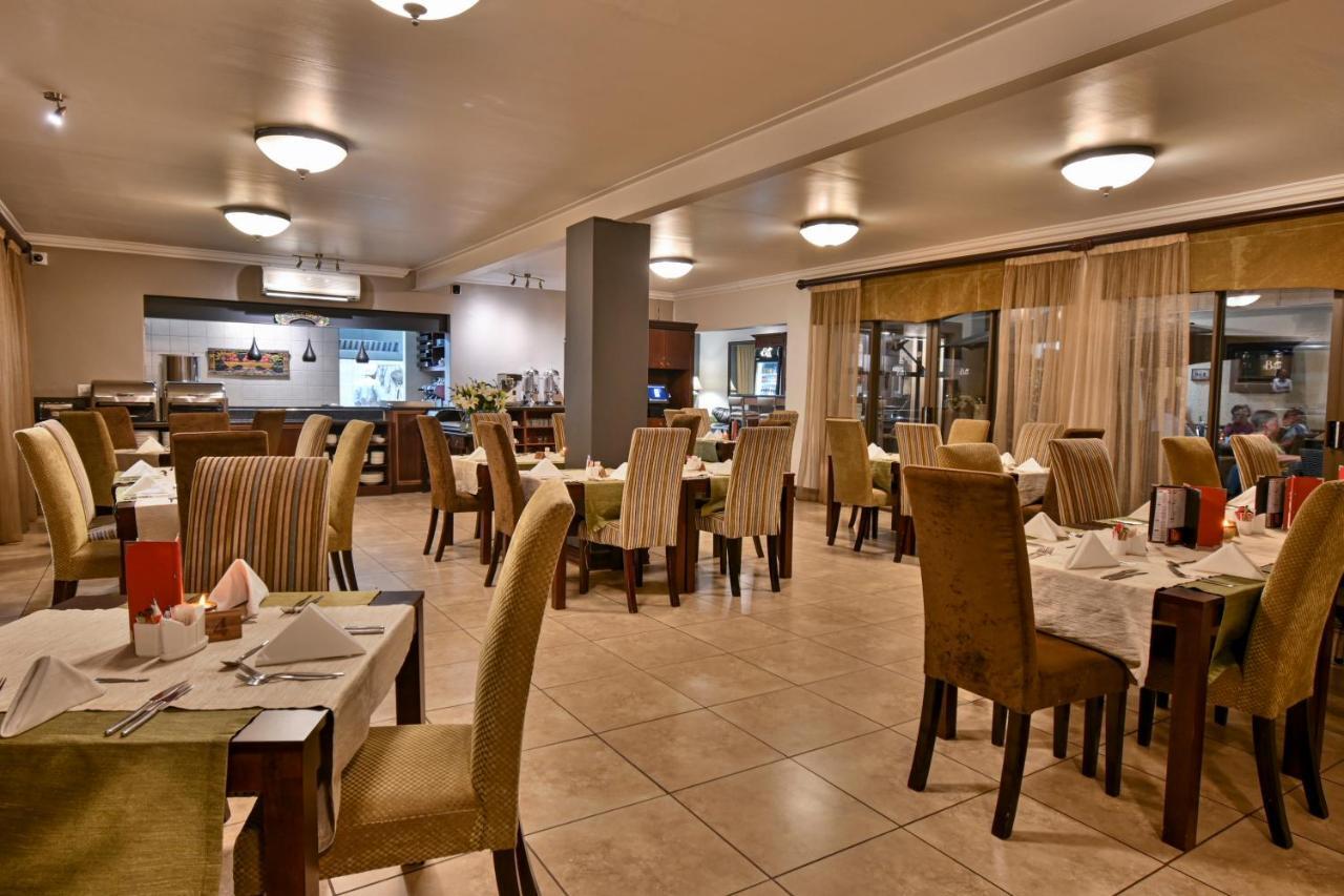 Villa Bali Luxury Guesthouse Bloemfontein Buitenkant foto